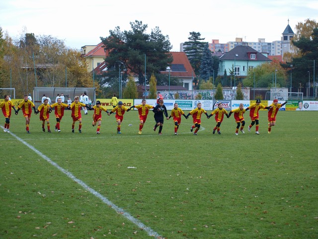 09